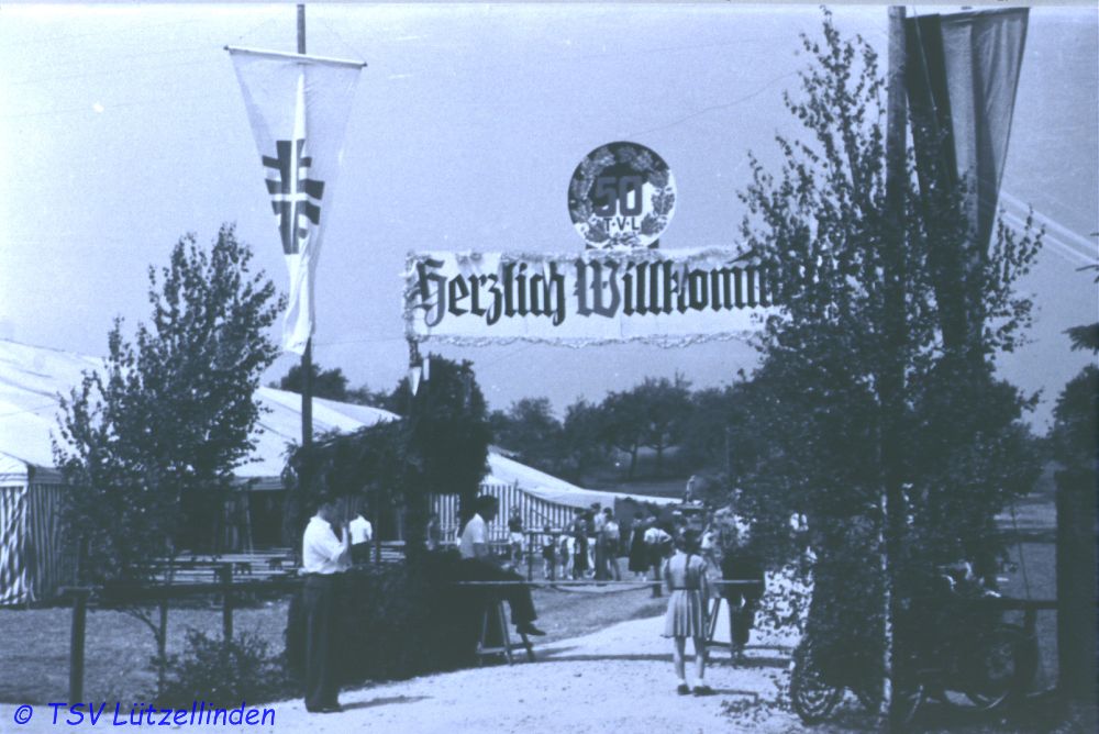 54_Eingang-Festplatz